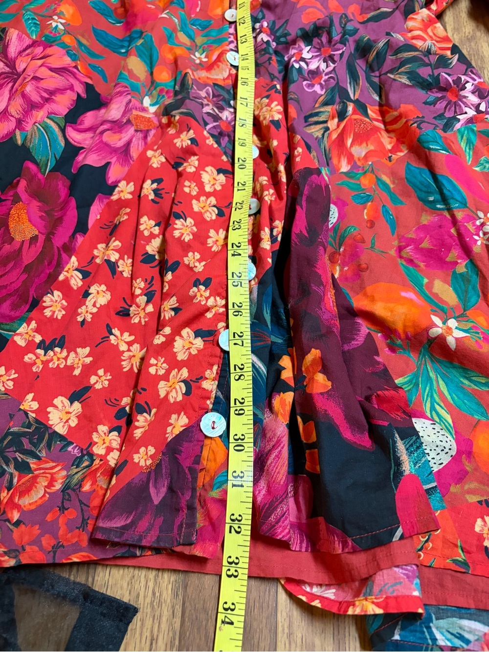 FARM Rio Red Multicolor Floral Button-Front Tunic Robe - Picture 9 of 11